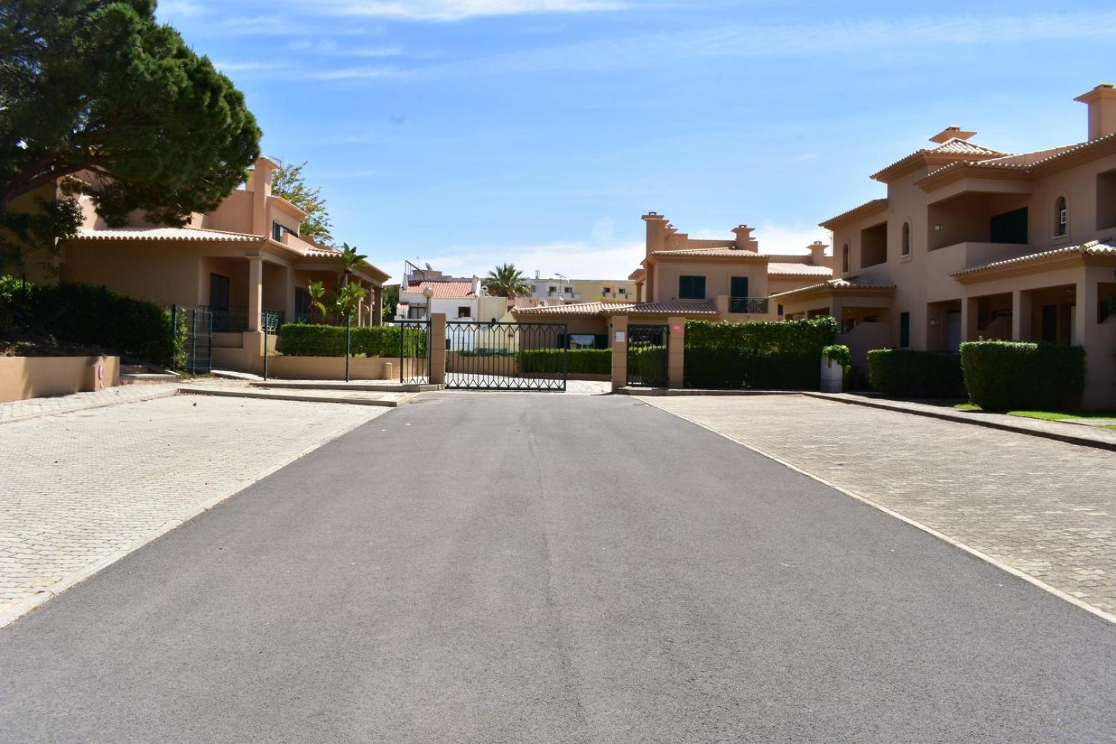אולוס די אגווה The Albufeira Concierge - Villa Santa Eulalia מראה חיצוני תמונה